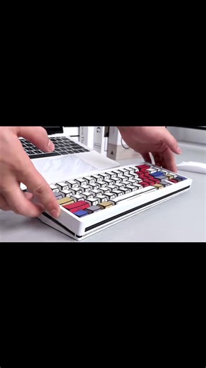 Bàn phím cơ comic - Tìm hiểu về keycaps đẹp