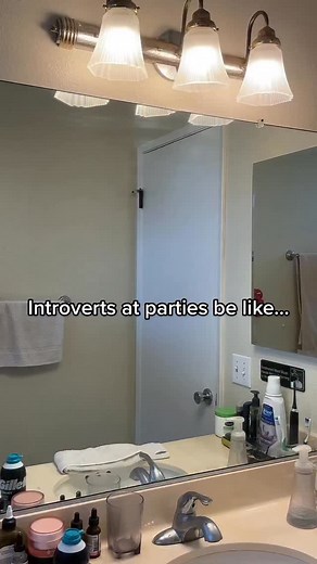 9.2M views · 136K reactions | Who can relate? #introverts #relatable #meme #memes #lol | Read Choi | Facebook