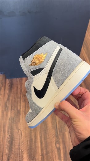 Sport Shoe Store on Instagram: "The Air Jordan 1 High OG “All-Star” makes its debut as part of Jordan Brand’s 2026 All-Star lineup, and the shoe fully embraces a minimal Cool Grey aesthetic that is an excellent fit for this silhouette. The upper combines white leather and a fuzzy grey suede that harkens back to previous Air Jordan 1 iterations. Now Open For Reservations In Full Family Sizing. 🔥🔥"