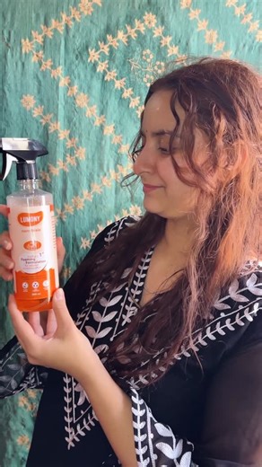 Mehak Raina on Instagram: "Safai ho jab non-toxic aur powerful 💚 Kitchen grease ko bole bye-bye aur shine ko bole hello ✨ Plant-based, eco-friendly aur kitchen-safe cleaning ka smart choice! 🧼🍽️ . . . #Lumony #NonToxicCleaning #KitchenCleaner #EcoFriendly #PlantBased SafeCleaning HealthyHome GreenLiving KitchenCare CleanAndGreen FoamingCleaner SparklingKitchen"