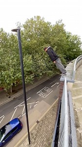 When Your Controller Disconnects For A Second ✨ | 🎮🔥 | Real london graffiti
