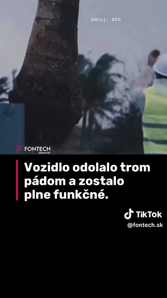 🌲 BYD prekvapilo verejnosť testom, v ktorom jeho luxusné SUV Yangwang U8L bez problémov odolalo trojnásobnému pádu dvojtonového kmeňa priamo na karosériu. ⚡ Model U8L pritom nie je len o odolnosti – ponúka 4-motorový systém, dojazd až 1160 km, možnosť tank turnu, jazdu bokom či režim, v ktorom sa dokáže udržať na hladine vody. 🚙 Aj po extrémnej záťaži zostalo vozidlo plne funkčné, čo potvrdzuje ambíciu BYD presadiť sa v kategórii veľkých prémiových SUV, kde sa kombinuje luxus s poriadnou dávko