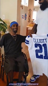 ✭Ezekiel Elliott and his friend Corey Borner✭ ✭Some of you know the story of Corey Borner and some of you might not. This young man has been inspiring people around the world to never quit through his social media outlets. His journey is a remarkable one and must be told. It started at the age of 16, when he had an unfortunate accident on the football field. Corey broke his neck, a C-5/C-6 spinal cord injury. The next day, the surgery took place and his road to recovery started. The motto that h