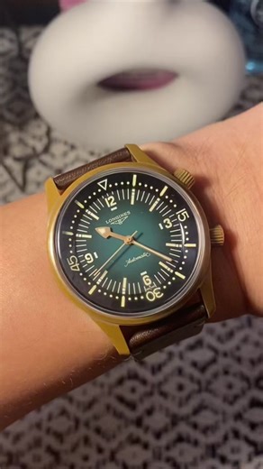 The Longines Legend Diver, a modern take on a 1960s diver watch, holds a unique position in the brand’s Heritage collection. This range, emblematic of Longines' rich history, has grown steadily over the years. Each model preserves the original timepiece's spirit and sleek design, while incorporating modern technical advancements. Combining contemporary features with historical significance, it is sure to continue the legacy of this iconic and beloved collector’s watch. @Longines #sgwatches #lege