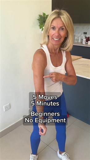 This workout is for complete beginners, who just want to start with bodyweight exercises, before starting with weights. Do each move for 30 seconds, then repeat. When you feel confident, start adding some light weights. 💪🏼