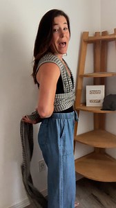 Class is officially in session—and even the best students start with the basics. Here’s your step-by-step guide to tying your wrap. Tonight's homework: Practice, practice, practice! | Solly Baby