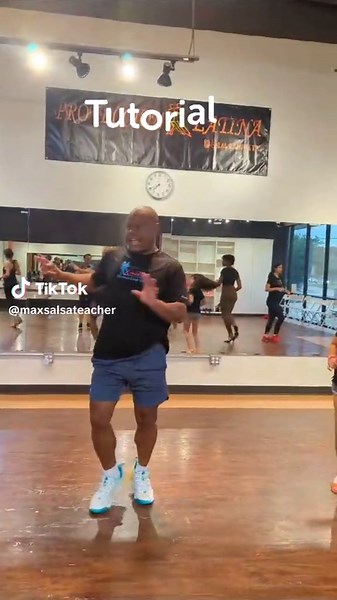 #foryourpage #parati #tutorial #fyp #foryou #proyeccionlatina