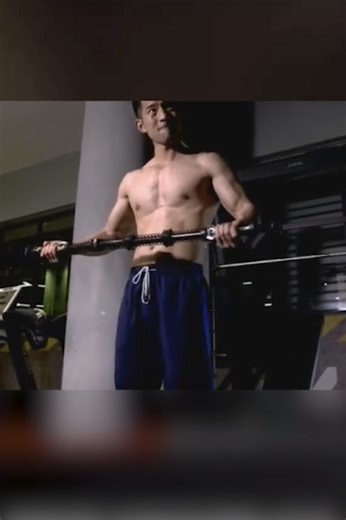 Watch Gminem 70-180lbs Adjustable Spring Chest Expander on Amazon Live