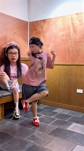 I’m on fire 🔥 she’s trying to put it out 🧯FOLLOW ME #trending #viral #funny #fyp #shorts #tiktok