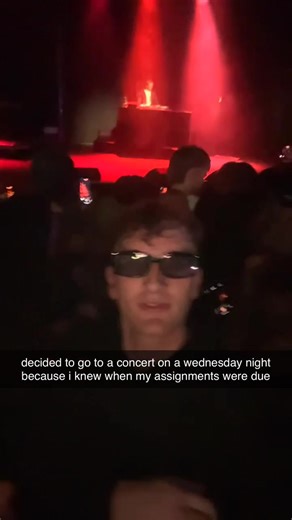 Living my life in college and getting good grades #collegelife #studyhacks #collegetips #collegehack #finalsweek @upahead