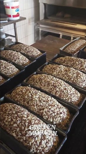 whole wheat sandwich bread with seeds