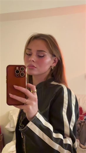 ashley mae (@ashleymaebesson)’s videos with original sound - EX7STENCE™