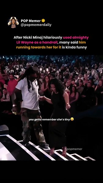 nicki used lil wayne as a handrail and fans said him running over made it even funnier 😂 #nickiminaj
