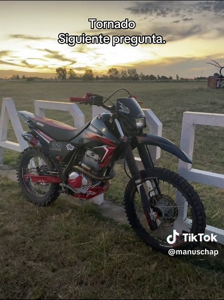 Siguiente pregunta 😮‍💨. #torando293 #honda #paratii #motorcycle #xr250