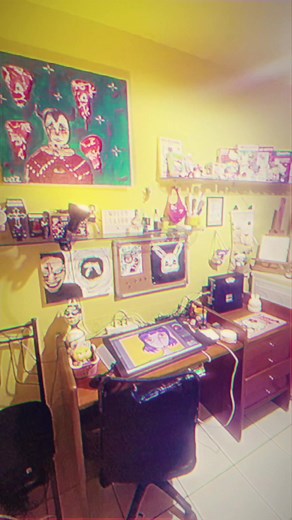 Tour of My Animation Studio with Messy Lizzz