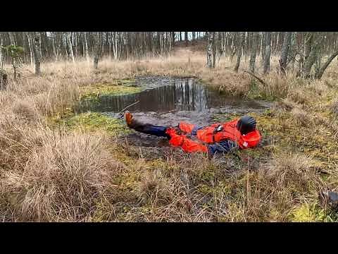 Outdoor fun in farmers in rain