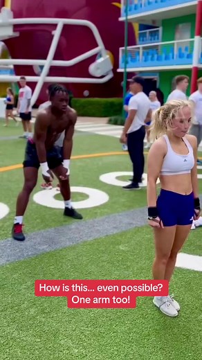 How is this… even possible with one arm!! This is cheerleading! @stum.bler_josh #cheer #cheerleading #cheertok #fyp #fyppppppppppppppppppppppp #fypシ #viral #allstarcheer