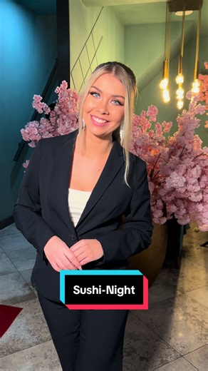 🍣 Sushi Night bij Mili Een avond vol verse sushi, sfeer & smaak ✨ ⏳ Beperkte tafels — 📩 DM om te reserveren 💶 €40 p.p. 📅 Zondag 15 februari 2026 📍 Locatie: Generaal Eisenhowerplein 109, Rijswijk 2288 AG 🕡 Inloop: 18:30 uur 🕖 Start: 19:00 uur 📞 0617248454 Wat kun je verwachten? 🍣 Luxe sushi van topkwaliteit 🍹 Verfrissende mocktails 🥟 Heerlijke içli köfte & knapperige loempia’s 🍰 Exclusief dessert van de Mili-chef #sushi #sushidate #sushinight