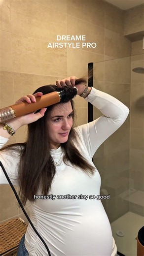 10/10 rating because the grip is everything ✨🤏🏼 #airwrap #dreameairstylepro #hairstylingproducts