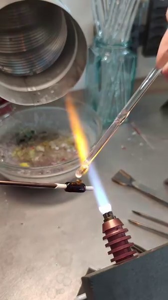 New Creations: Flowers and Beads in Glass