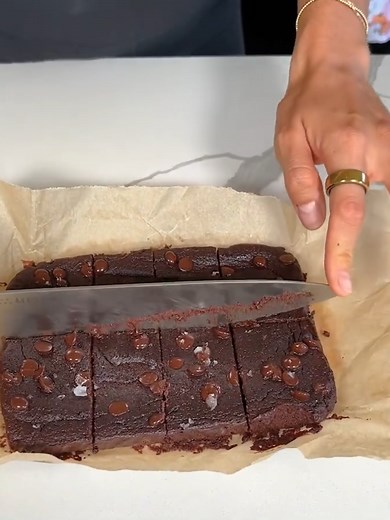Easy Apple Brownies Recipe for a Delicious Dessert