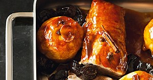 Filet mignon de porc aux pruneaux et aux pommes