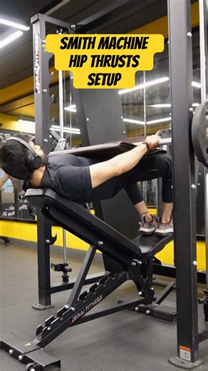 How to do HIP THRUSTS on Smith Machine ✅