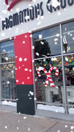 ✨🎄 You’re invited, El Monte! Join us for the City of El Monte’s Tree Lighting Ceremony on Thursday, December 4 at 6:00 p.m. on Main Street! Get ready for dazzling lights, festive tunes, and next-level community vibes as we officially kick off the holidays together! 💫 And huge appreciation to our partners across the city for making the season brighter. 🙌 Plus — don’t forget to #ShopLocal anywhere in El Monte and tag us for your chance to win gift cards in our community drawing! 🎁💳 Special th