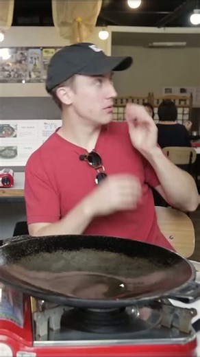 Ollie’s hilarious Korean menu mix-up | Ordering rolled meat gone wrong!