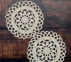 How To Crochet Mini Round Doily