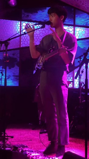 Live Music Performance with Looping Pedal | Delusional Journey to Mastery