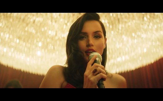 【4K】金巴利 'Entering Red' 短片——安娜·德·阿玛斯片段