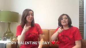 A little ❤️ rhyme for St Valentine's Day! #love 🌺💋❤️🎉🎁🌹🌷🍫The Makaton Charity #wetalkmakaton | Singing Hands