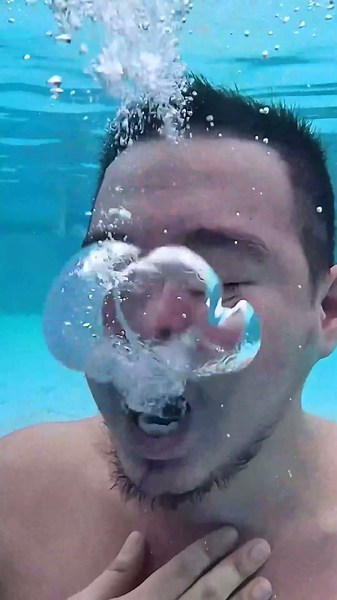 Burp Sprite vs Perrier Underwater