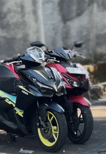 Aerox Alpha & Aerox Old Cinematic Motor Duo