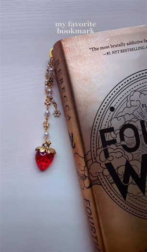 #1 best seller is the one and only strawberry daisy bookmark! LOVE🍓✨ #bookmark #bookmarks #BookTok #bookish