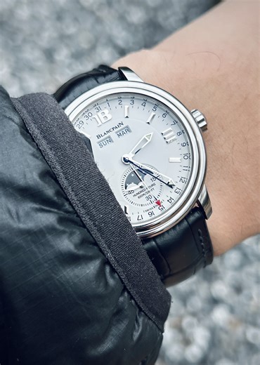 Still in the honeymoon phase with my Blancpain Léman...
