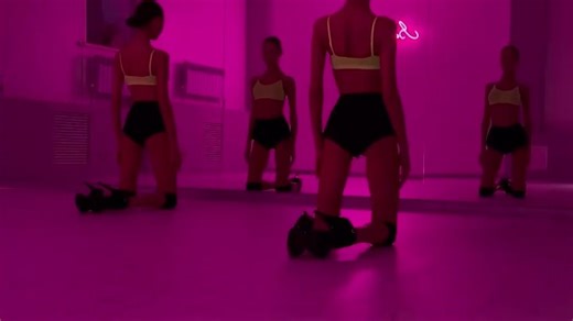 Adelina & Alina █ Adelalinka Twins █ @adelalinka_life █ @adelina_alinka █ @adelalinka (15)