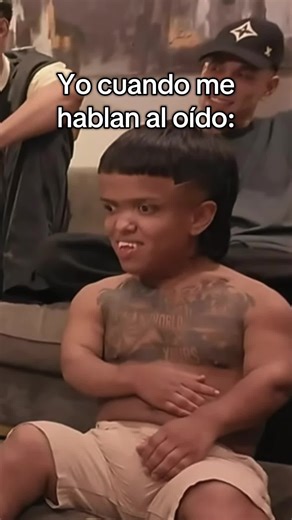 Manolo: La reacción a susurros al oído