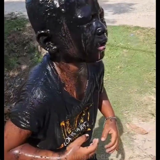 you smile you restart🤣 #ylyl #hilariousfails #funnyclips #trynottolaugh #funnymoments