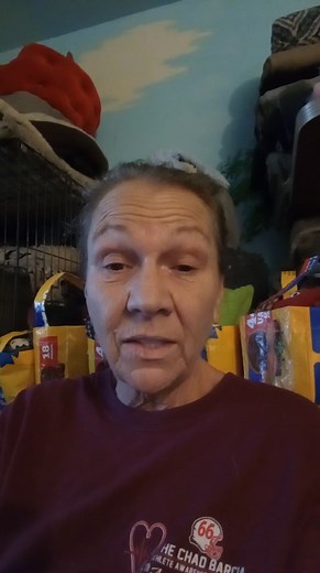 Dezzie Howe on Reels