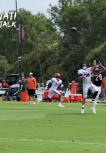 Logan Wilson's Incredible One-Handed Interception
