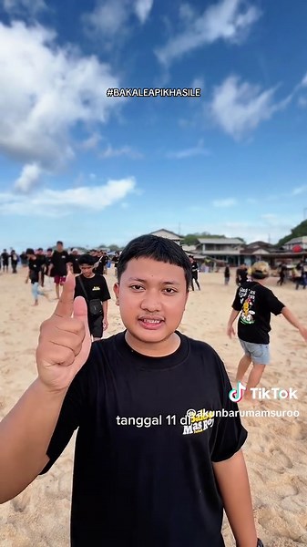 Family gathering @BAKSO MASROY di jogja, lagu baru “MULYO” @Royhan Ni amillah @Pusma Shakira bakalan rilis tanggal 11 desember 2025 di YT Pusma Shakira @Roys Perfume #roysperfume #bakaleapikhasile