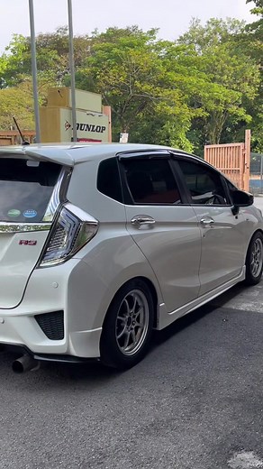 Stylish Honda Jazz: A Showcase of Design and Features
