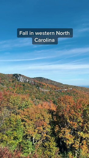 Views😍 #northcarolina #nc #westernnorthcarolina #appalachia #fall