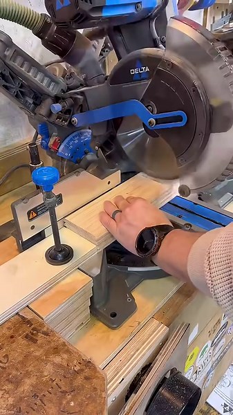 Simple and low cost method to make shiplap boards #workshop #woodworking #diy