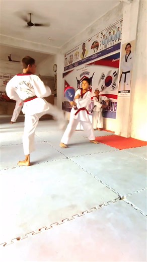 Taekwondo Sparring technique for kids.🥋🇳🇵