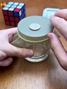 70K views · 1.1K reactions |  Awesome Coin magic tricks⁉️ Working %✅ #tricks #money #viralreelschallenge #trendingreelsvideo #christmastime #tamil #facebookpost | Mr.sharp2 | Facebook