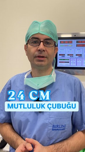 Penil protez cerrahisinde ileri teknoloji! 🚀 Bu vakada hastamıza 24 cm uzunluğunda, oranında enine ve boyuna genişleyebilen bir penil protez uyguladık. Bu tür protezler, doğal bir görünüm ve işlevsellik sunarken hastalarımızın özgüvenini de artırıyor. erektil disfonksiyonun cerrahi tedavisinde altın standart olarak kabul edilmekte ve özellikle ESWT, kök hücre gibi tedavilere yanıt vermeyen hastalar için etkili bir çözüm sunmaktadır. 📌 Penil protez cerrahisi hakkında daha fazla bilgi almak için