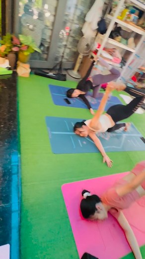 Ca 2 full phòng nhưng vẫn còn 3hv đang chờ đến lượt!凉 #jasmineyoga | Jasmine Luong | Facebook